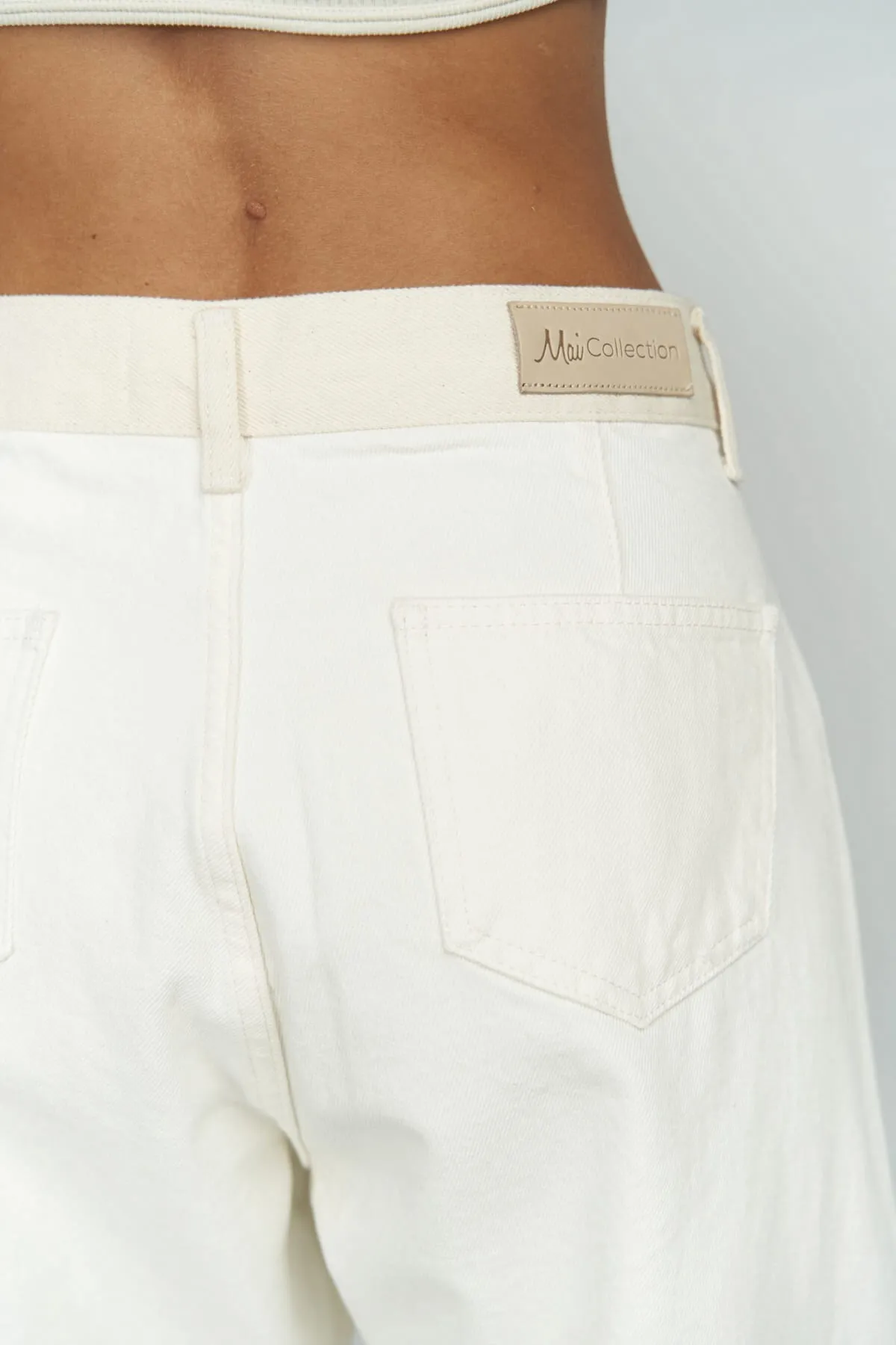 MAİ COLLECTİON  Einzigartige Jeanshose in Ecru/Beige