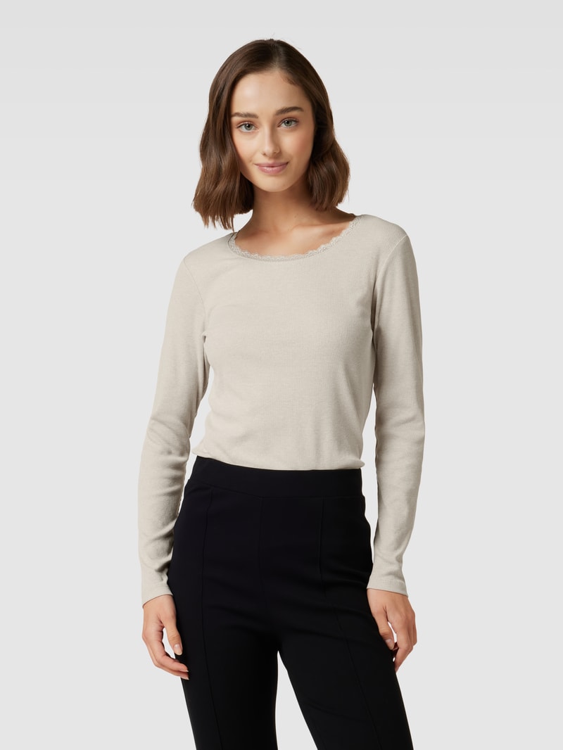 Longsleeve mit Rundhalsausschnitt in ecru meliert