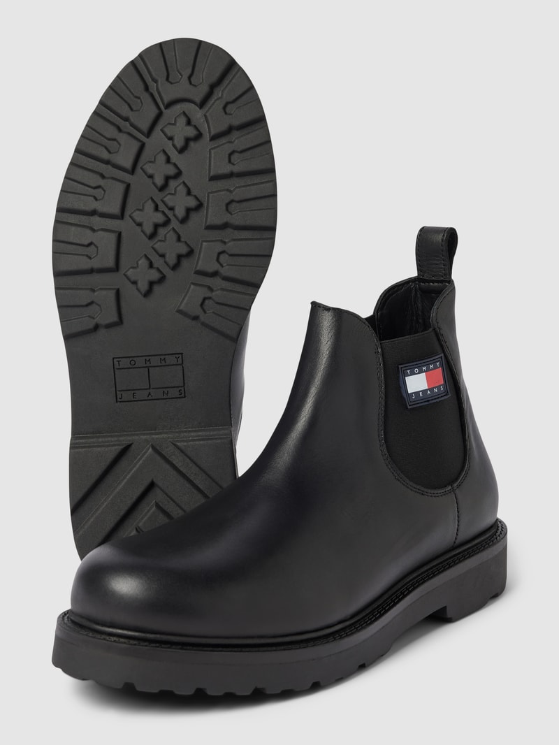 Chelsea Boots mit Label-Detail Modell 'NAPA LEATHER' in schwarz