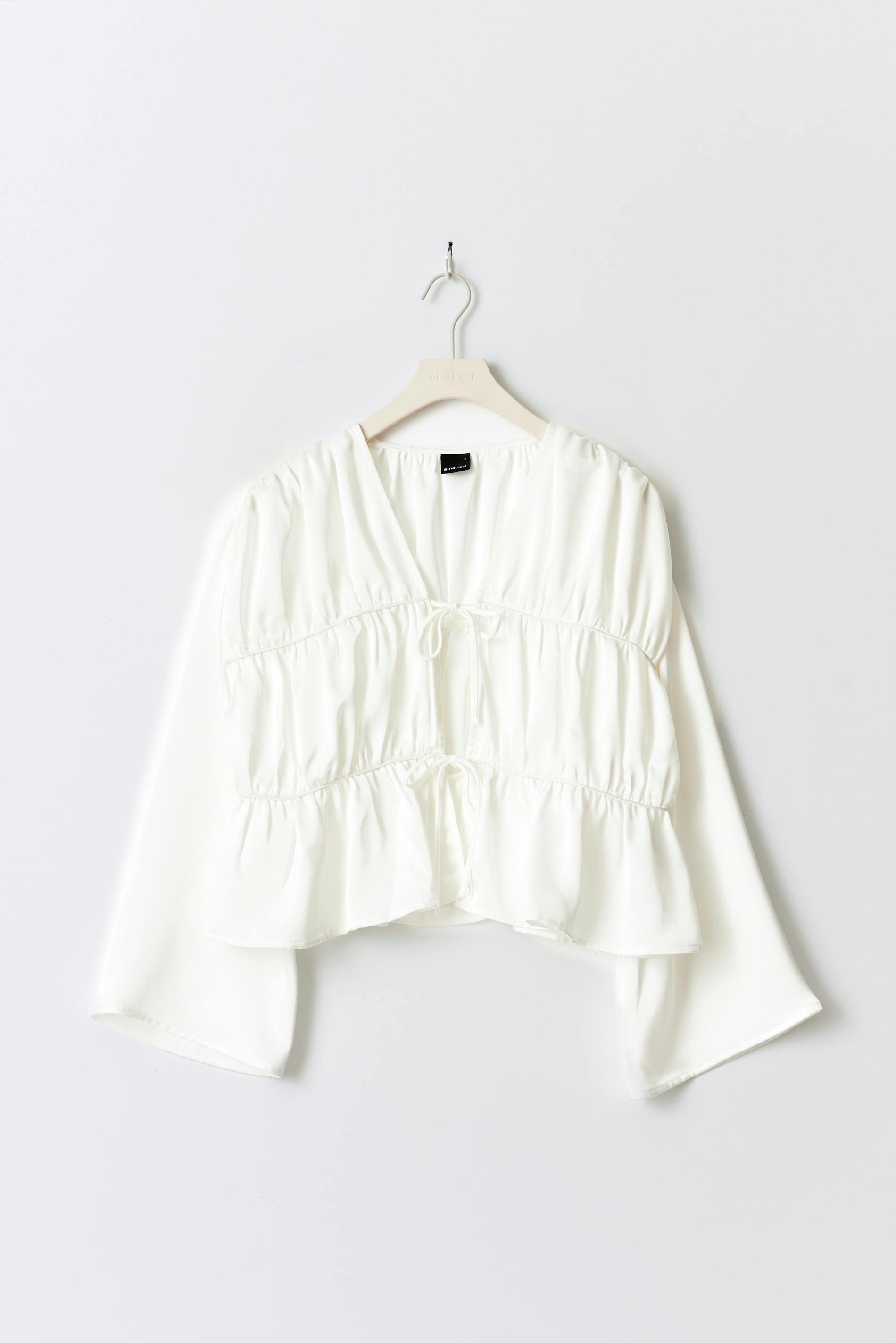 Gathered tie blouse