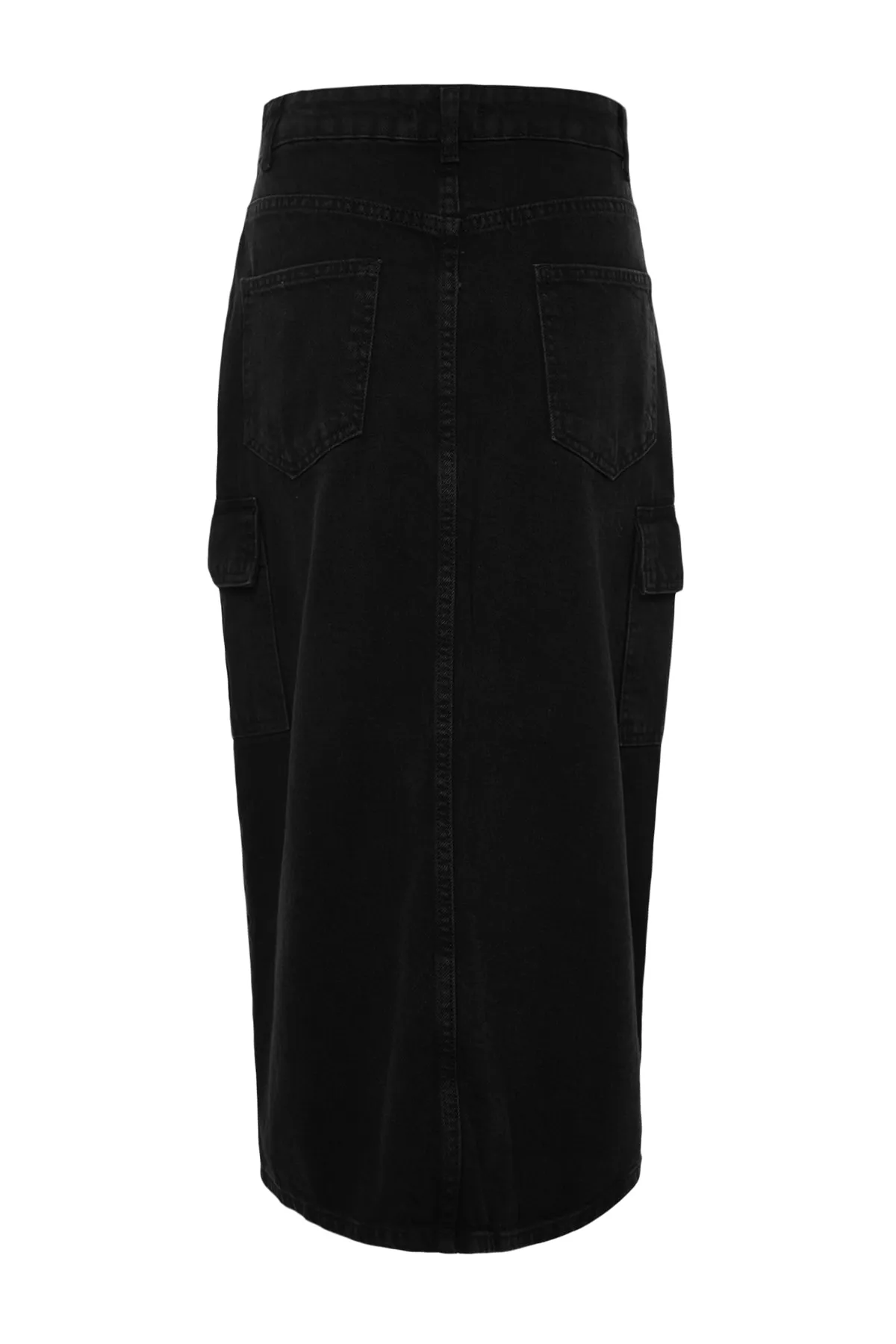 Trendyol Collection  Schwarzer Midi-Jeansrock mit hoher Taille und Cargo-Taschendetail TWOSS23ET00110