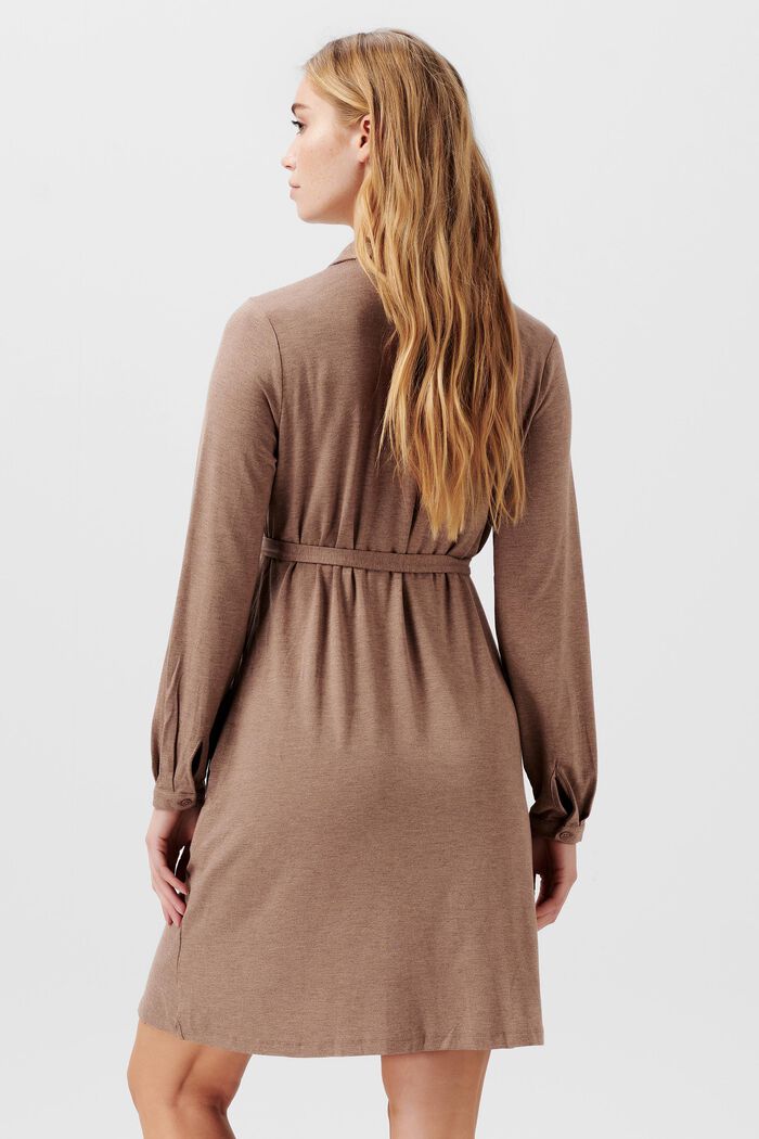 Jerseykleid mit Knöpfen auf der Vorderseite