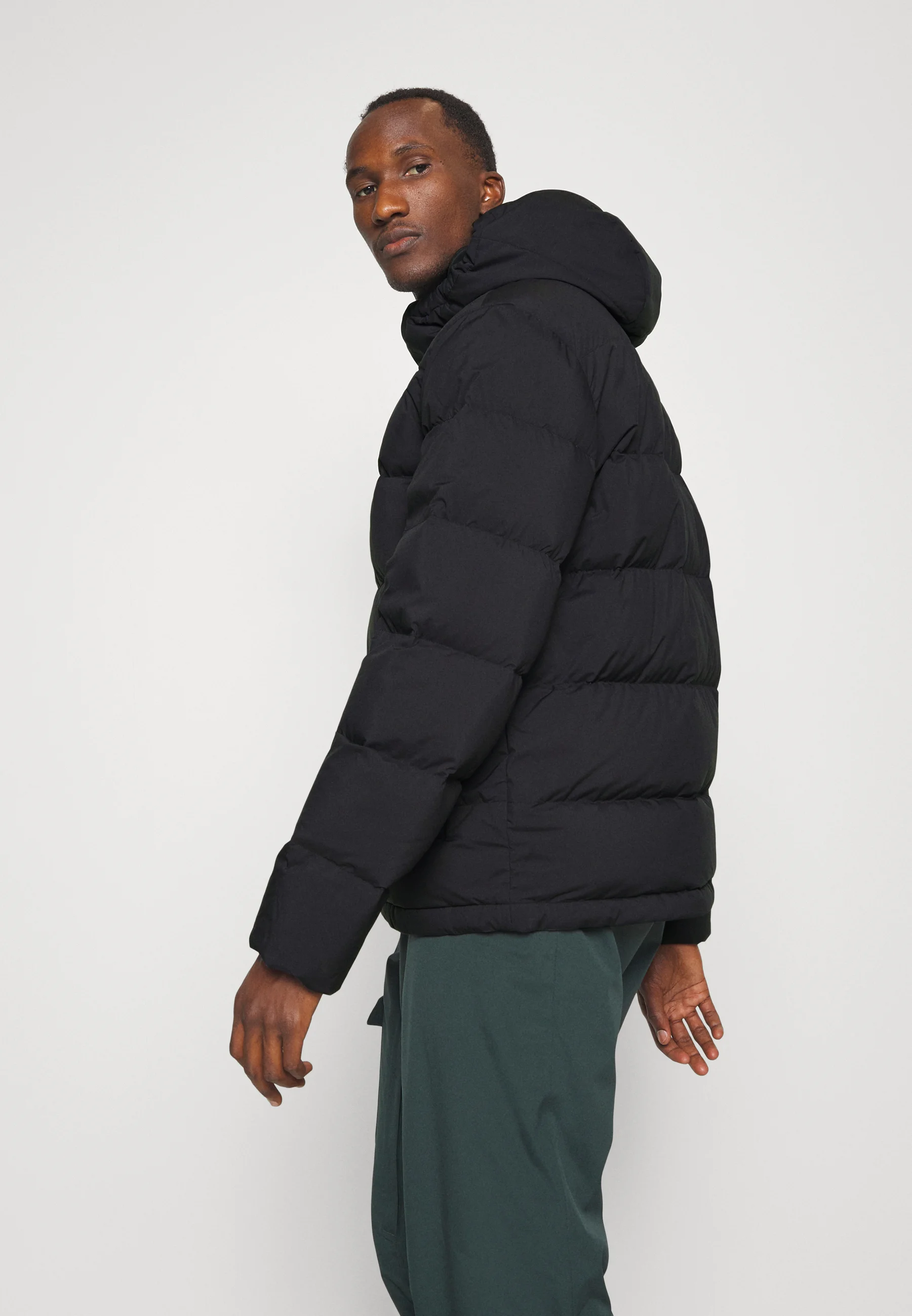 adidas Sportswear HELIONIC HOODED DOWN - Chaqueta de plumas