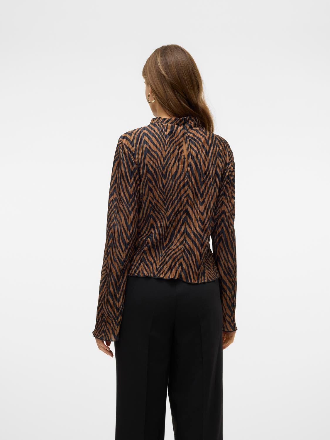 VMWILHELMINA Top
