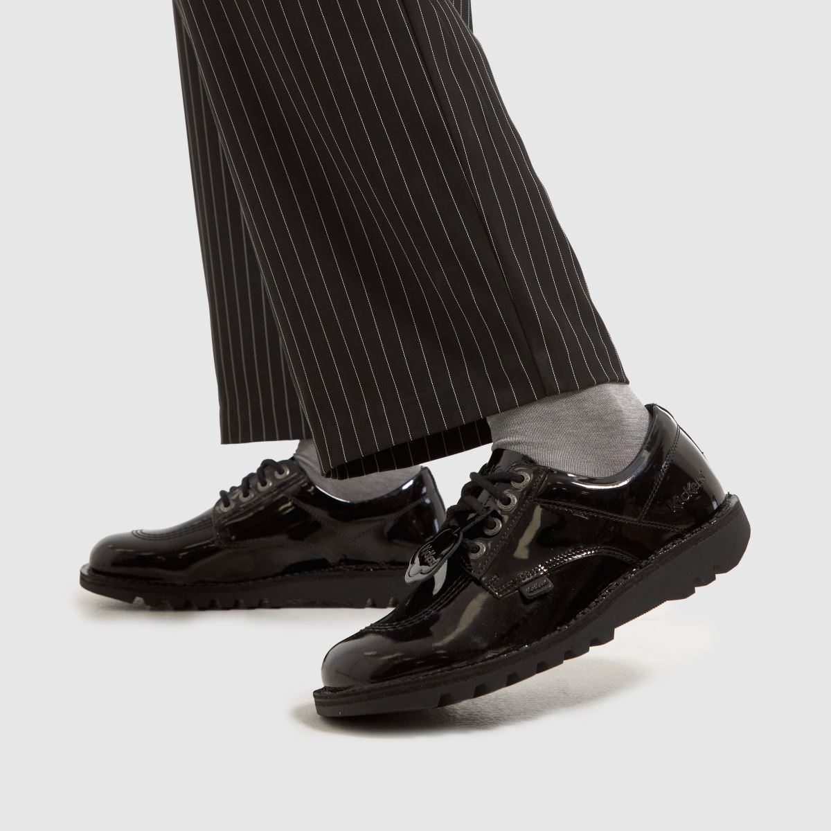 Kickers – Lo Mono – Svarta platta skor i lack