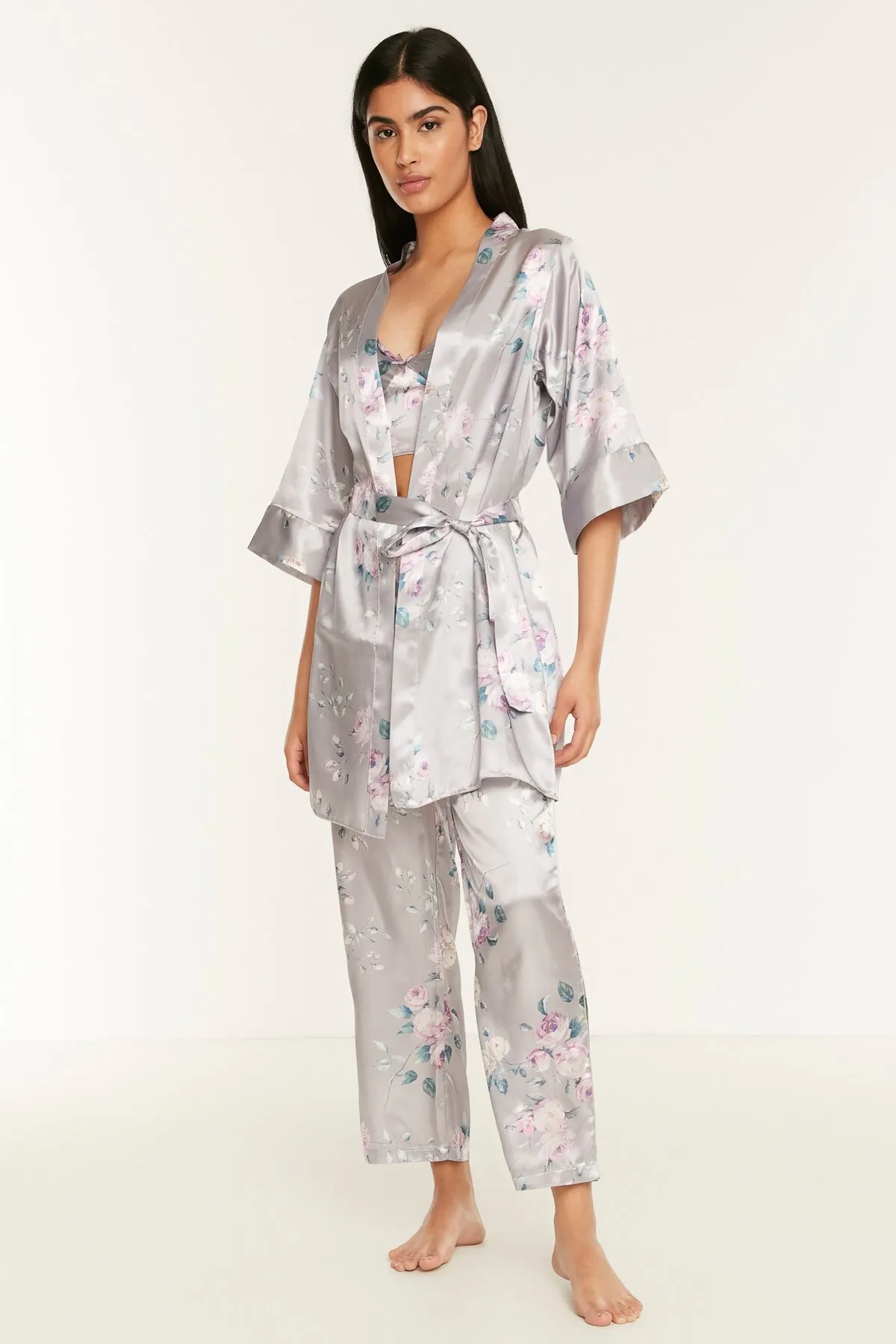C&City  045 Gemustertes 3-teiliges Satin-Pyjama-Set für Damen in Grau