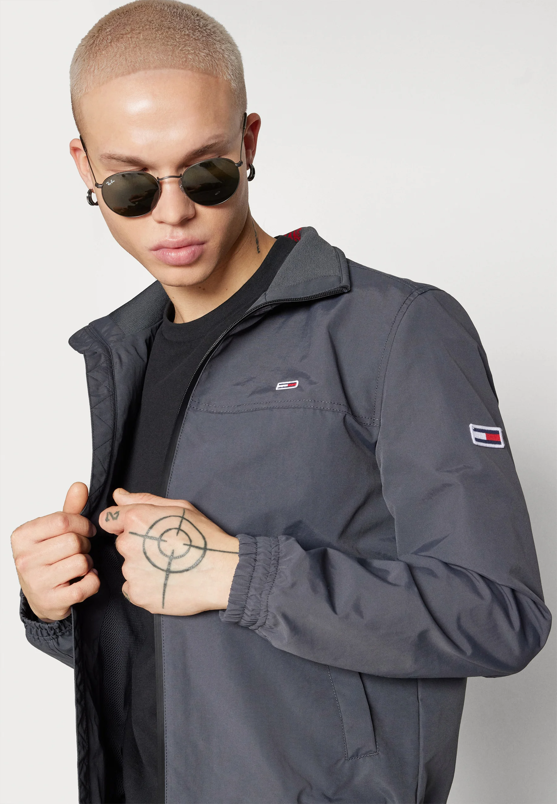Tommy Jeans ESSENTIAL CASUAL - Chaqueta bomber