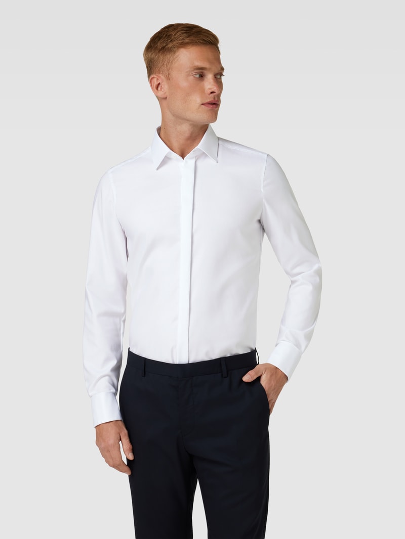 Body Fit Business-Hemd mit Kentkragen in weiß
