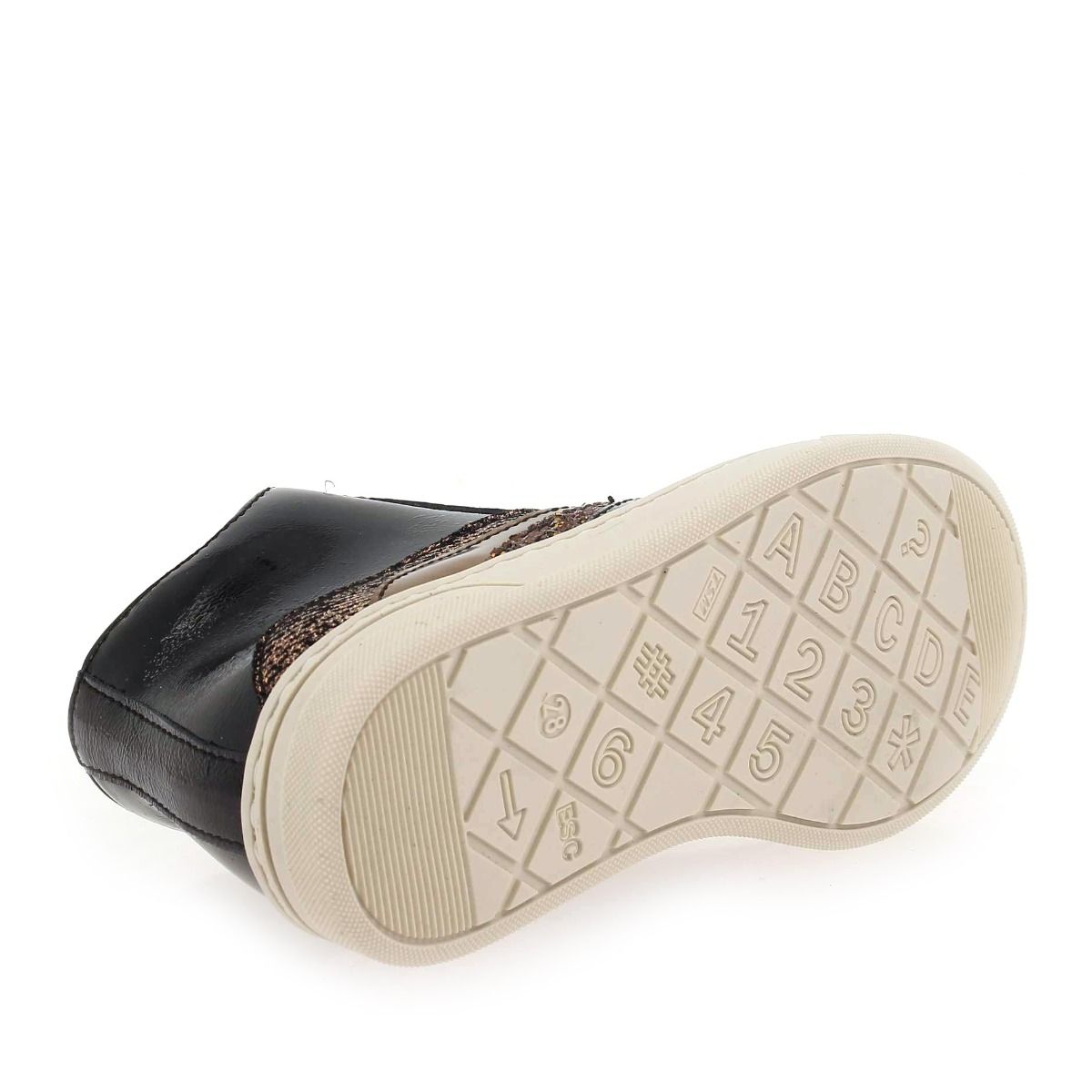 Bana & Co   23232076 - Noir Marron