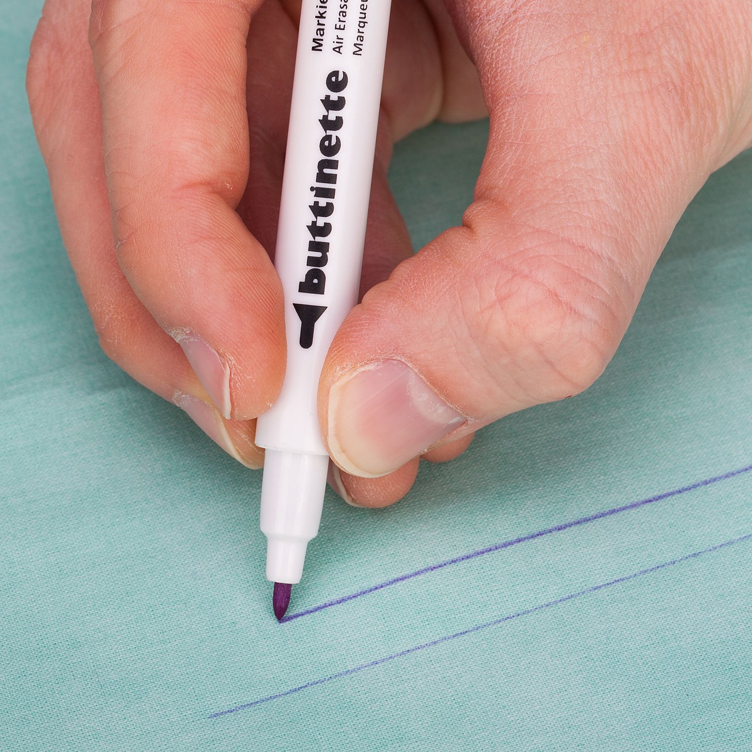 buttinette Stoffmarkierstift, selbstlöschend, Farbe: lila, Inhalt: 1 Stück