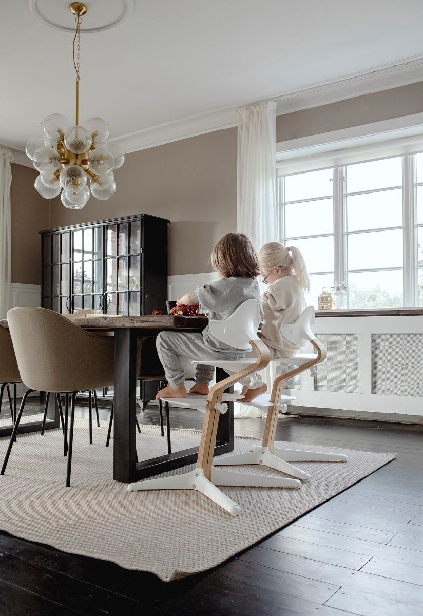 Stokke Hochstuhl Nomi® Hochstuhl, der zu aktivem Sitzen inspiriert, Geeignet für Babys bis Erwachsene bis zu 150 kg