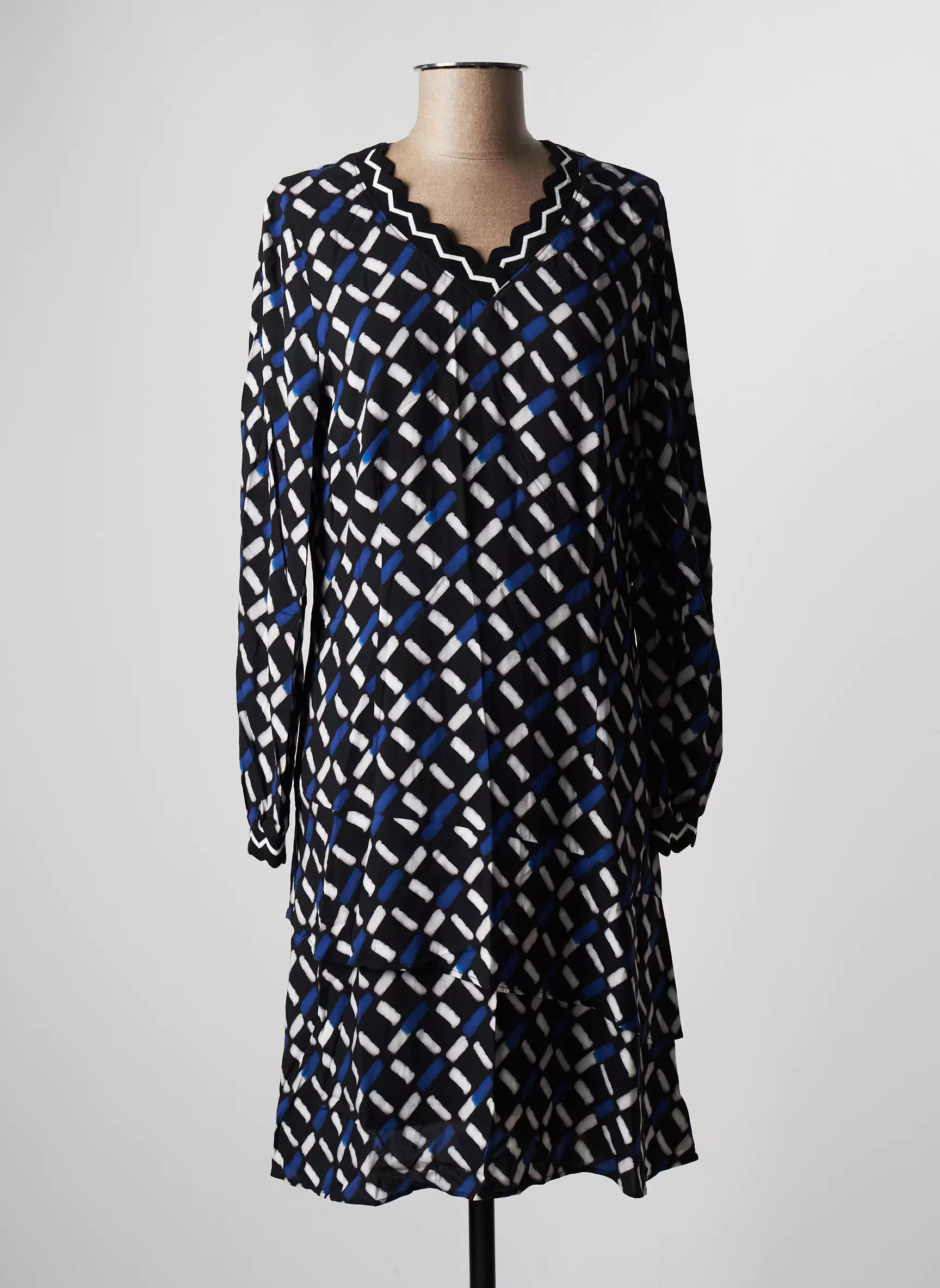 Pause Cafe Robes Mi Longues Femme couleur noir