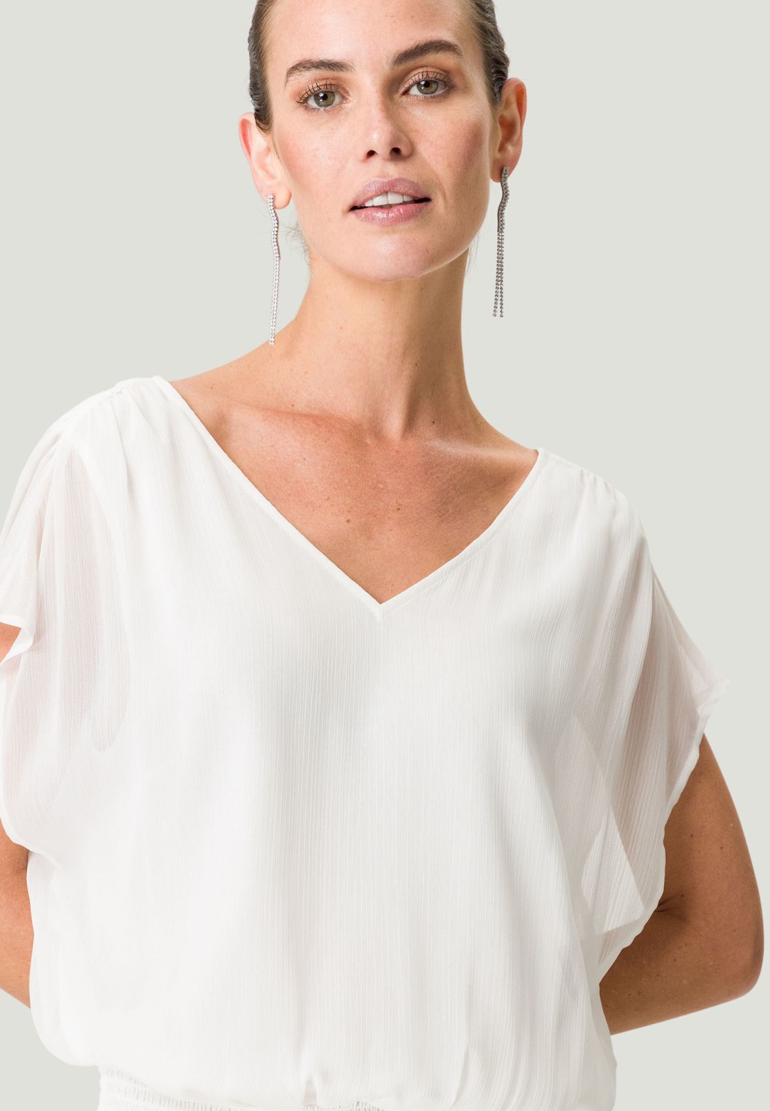 Bluse mit Rückenausschnitt
