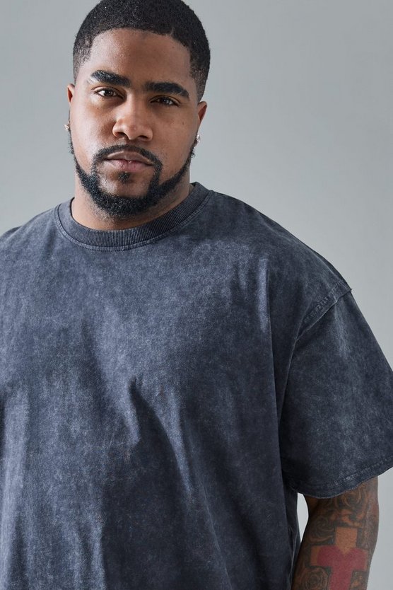 Plus Oversize Man Active T-Shirt mit Acid-Waschung