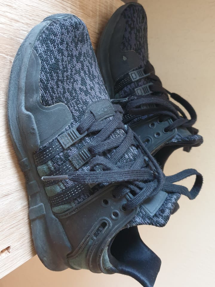 adidas Sneakers 