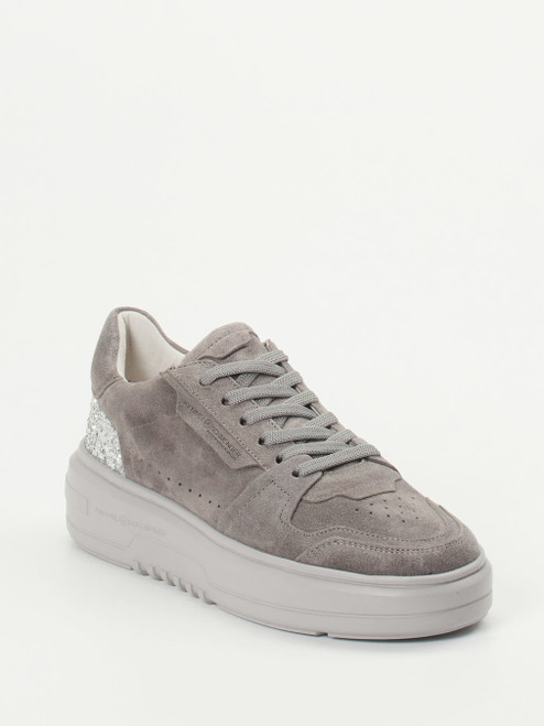 Sneaker-16634590048 Kennel & Schmenger
