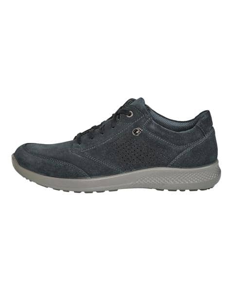 Schnürschuh mit weicher Schaftrandpolsterung