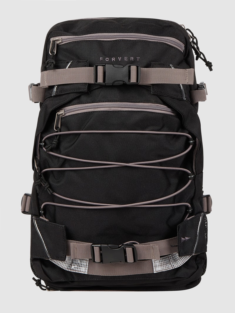 Rucksack mit Außenfächern Modell 'Louis' in schwarz