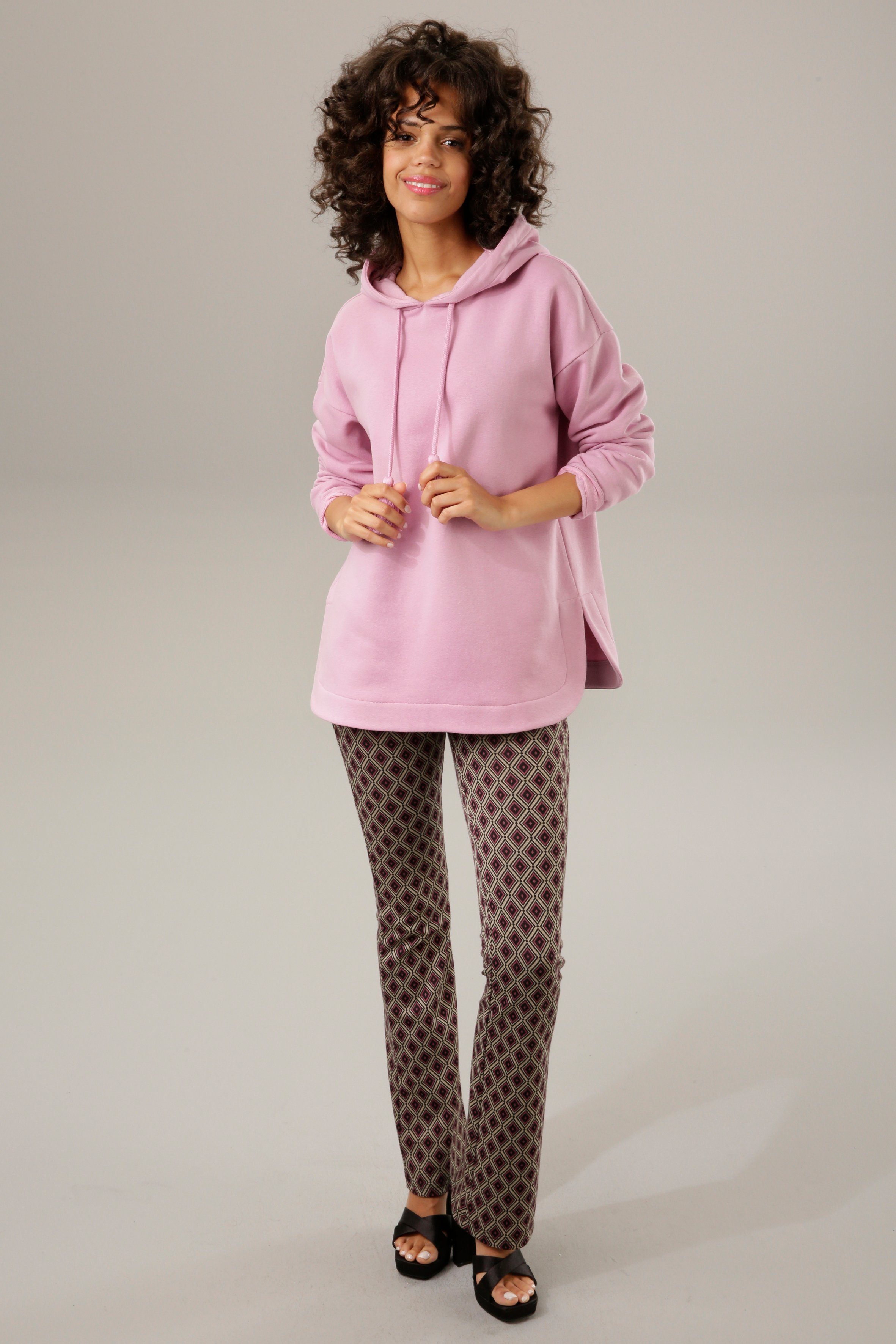 Aniston CASUAL Sweatshirt Kapuze mit dekorativen Kordeln regulierbar