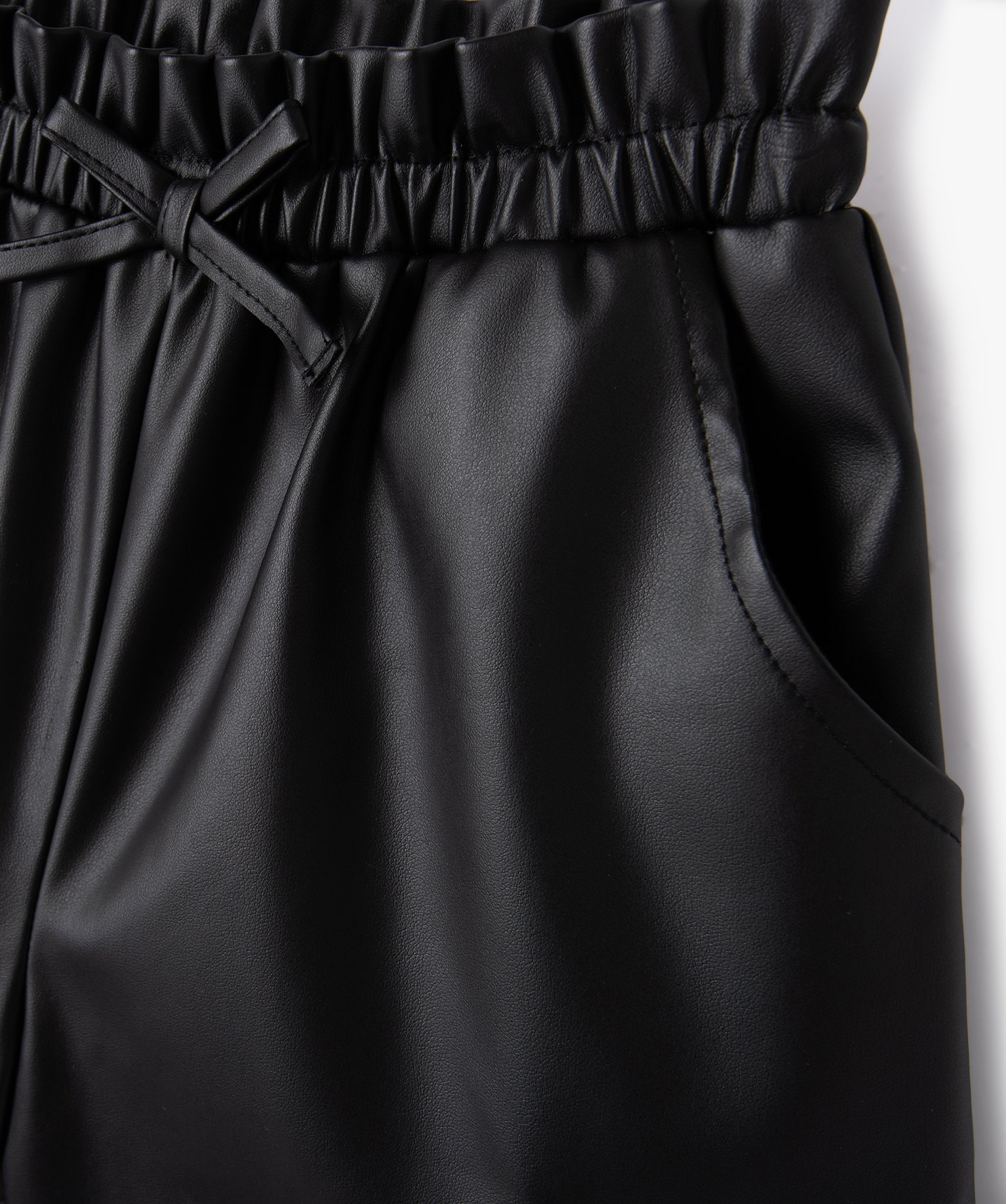 Short en matière synthétique cuir imitation fille noir | GEMO