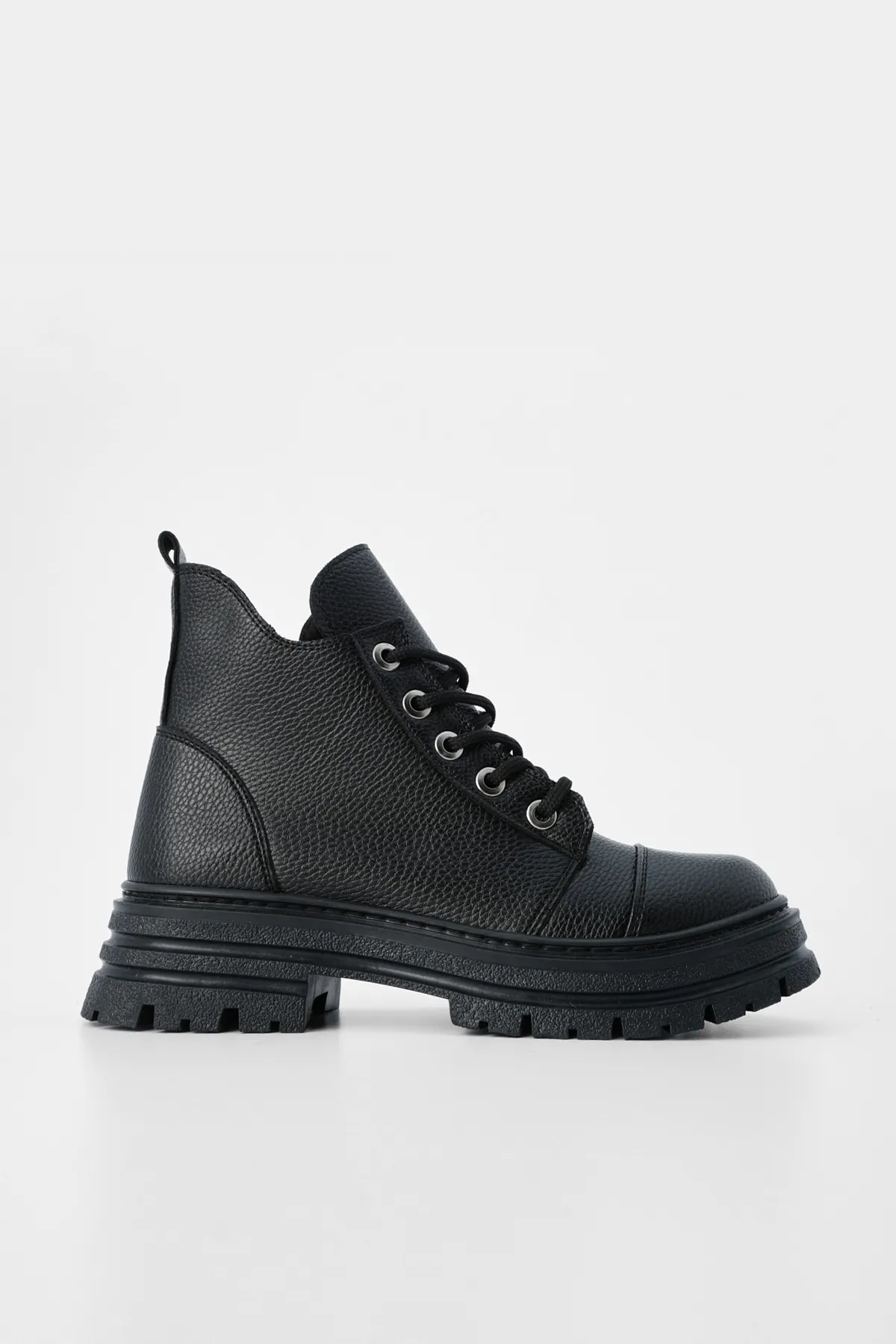 Marjin  Damen-Schnürstiefel mit dicker Sohle Stiefel Konifa Schwarz