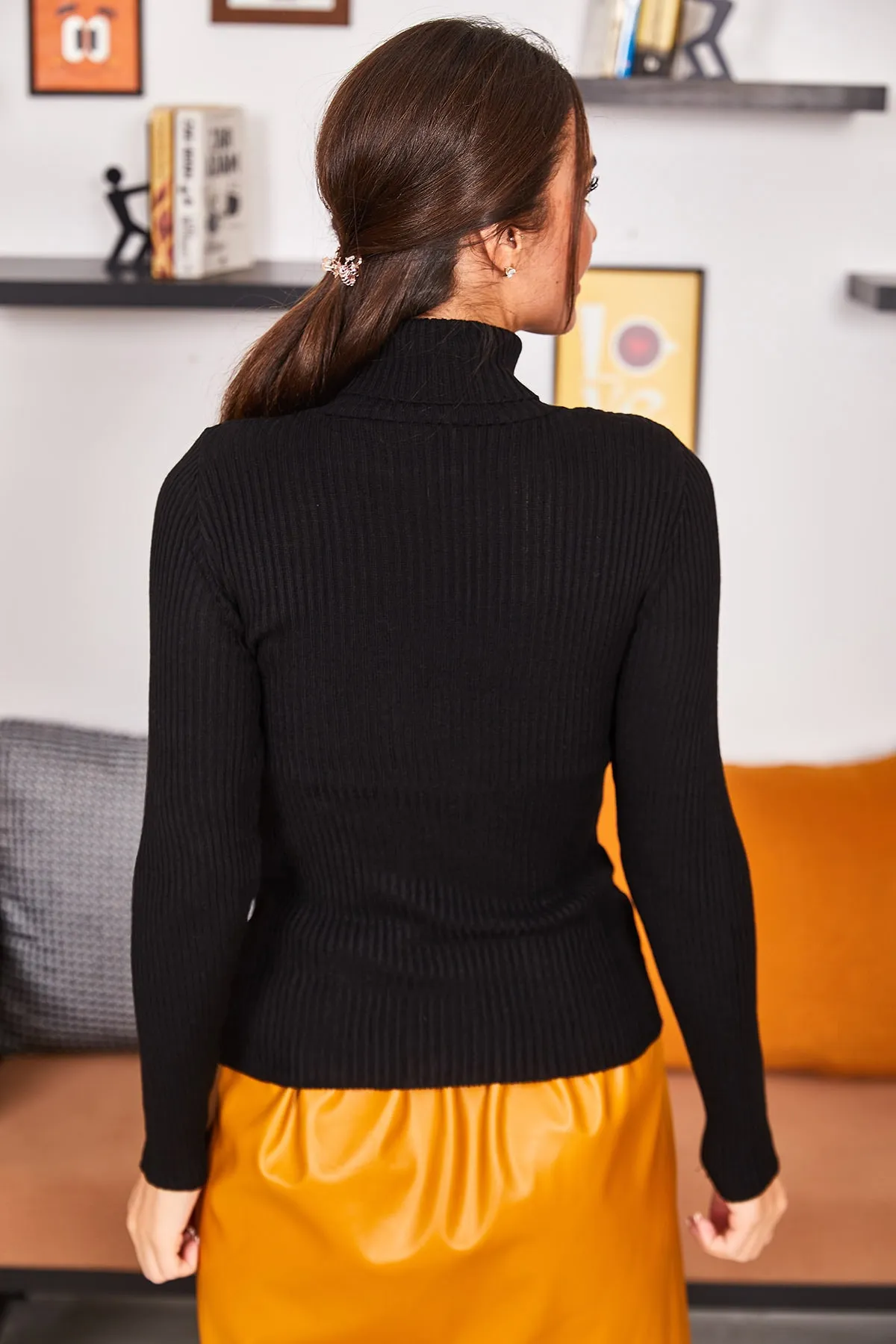 armonika  Schwarzer Damenpullover ARM-20K012016
