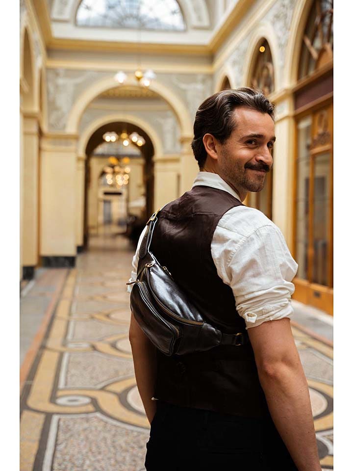 maison héritage PARIS Leder-Brustbeutel 