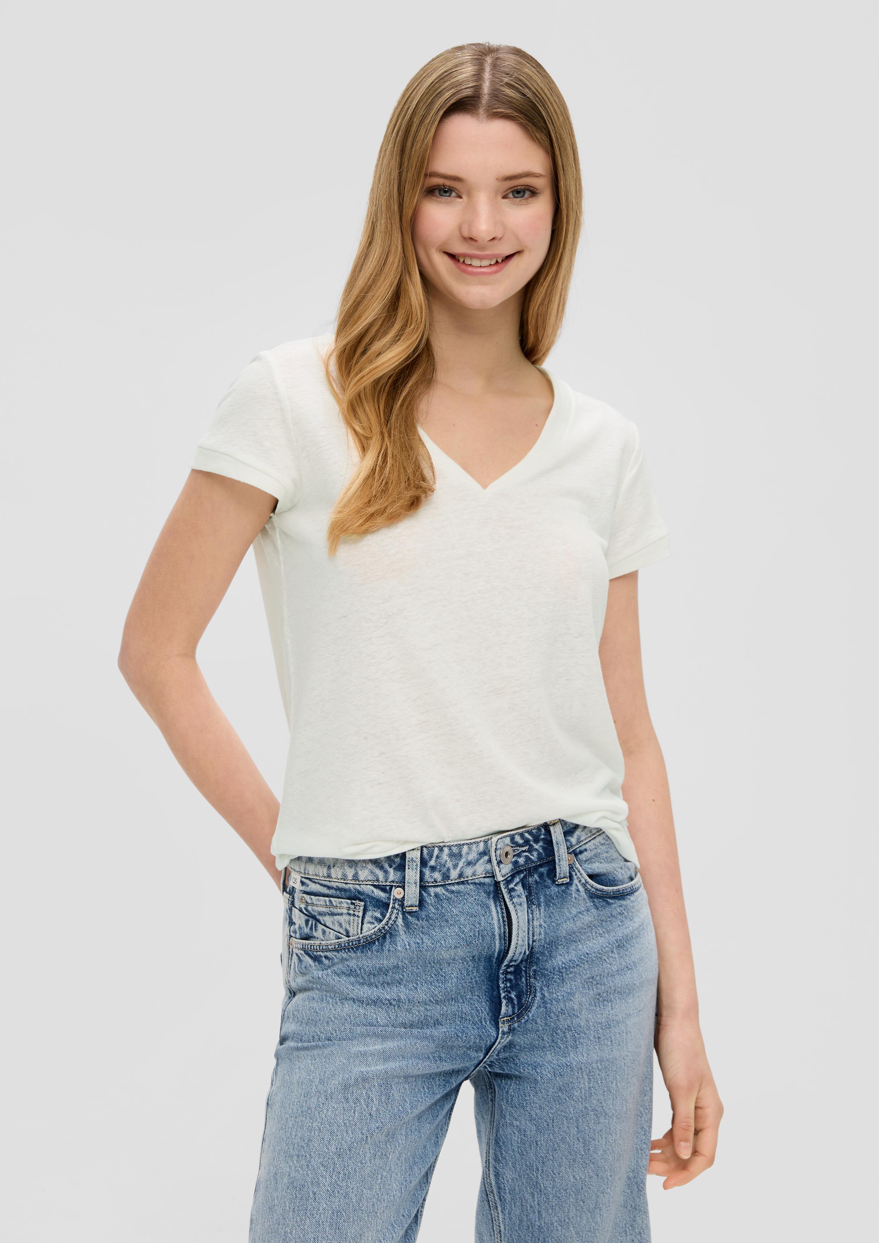 T-Shirt mit V-Ausschnitt  2144034-0200