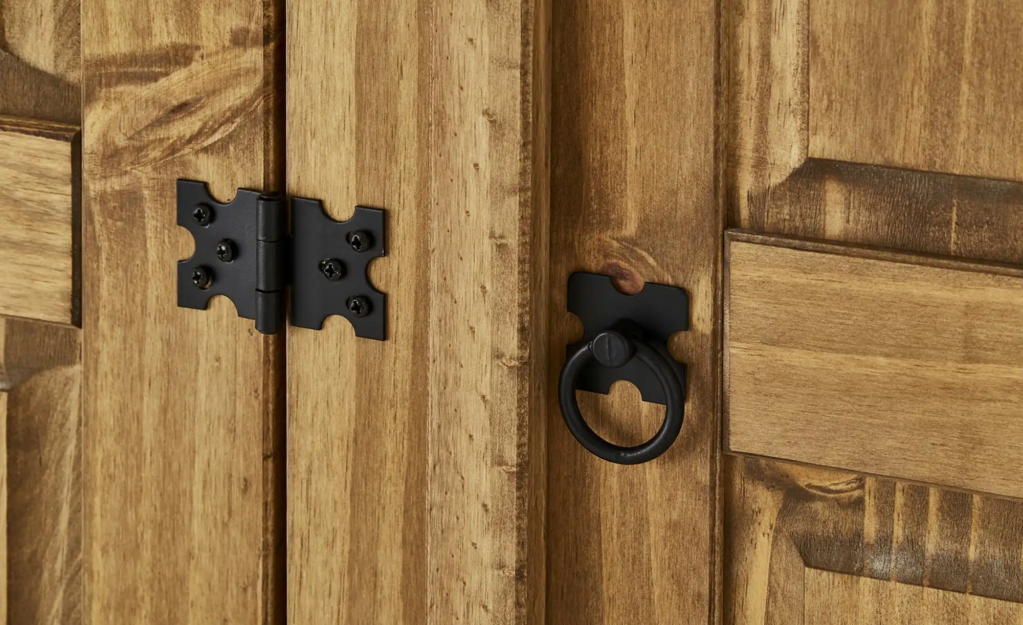 Kleiderschrank