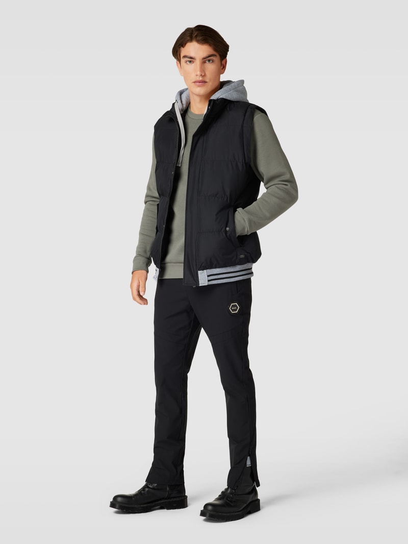 Steppweste mit Label-Patch in schwarz