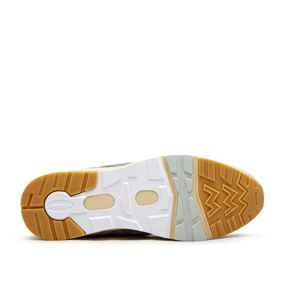 Karhu Aria 95 F803117 / grau