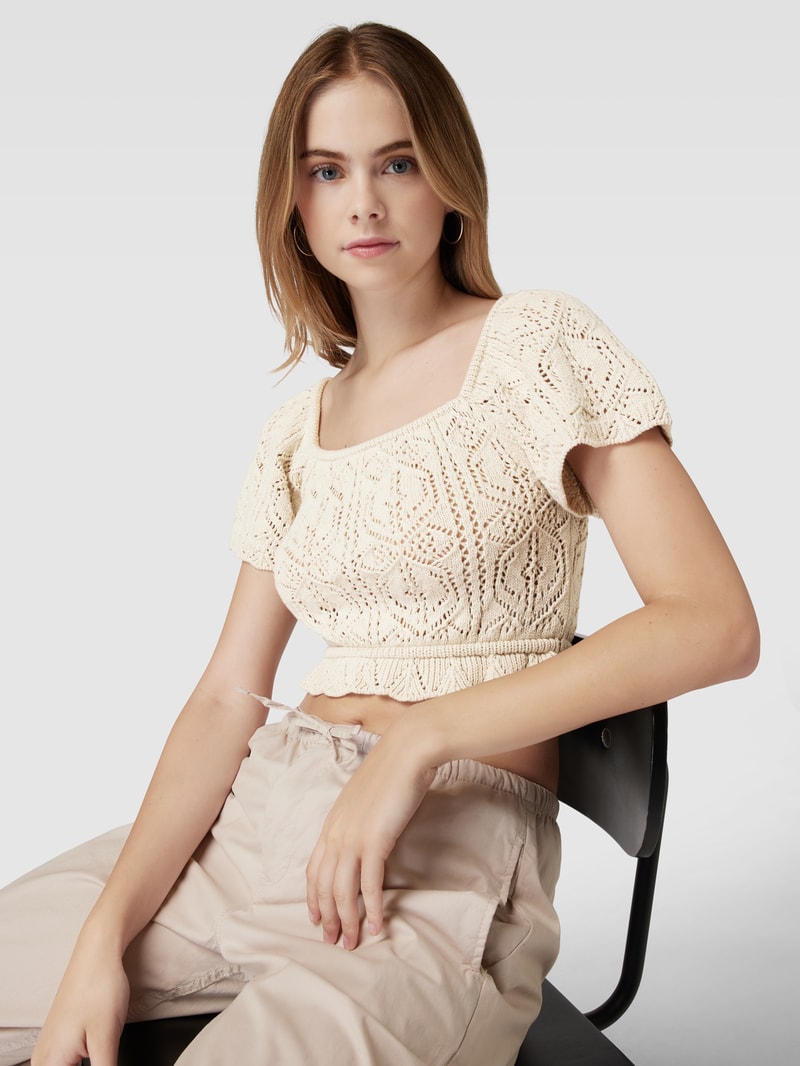 Cropped Bluse mit Häkelspitze Modell 'Mimi' in beige