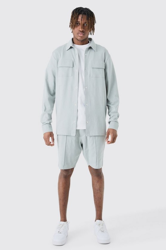 Tall Jersey-Hemd und Shorts