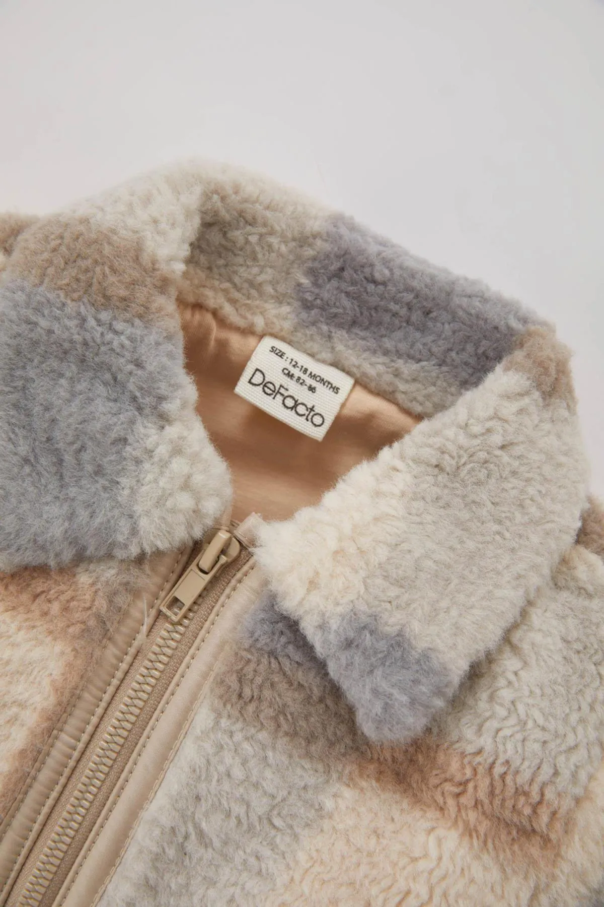 DeFacto  Baby-Cardigan aus Welsoft-Plüsch mit Hemdkragen und Hemdkragen