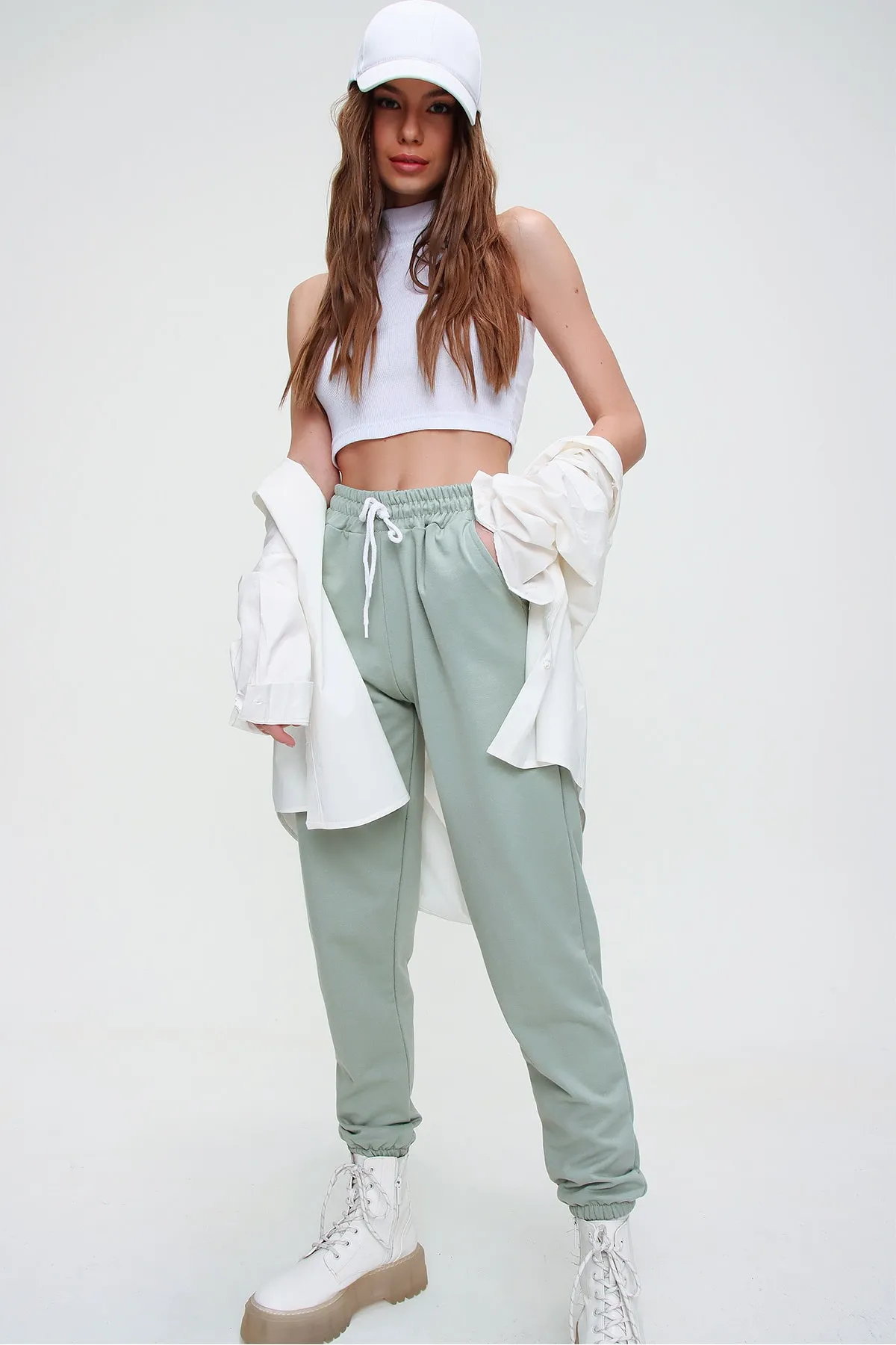 Trend Alaçatı Stili  Jogginghose - Grün - Jogger
