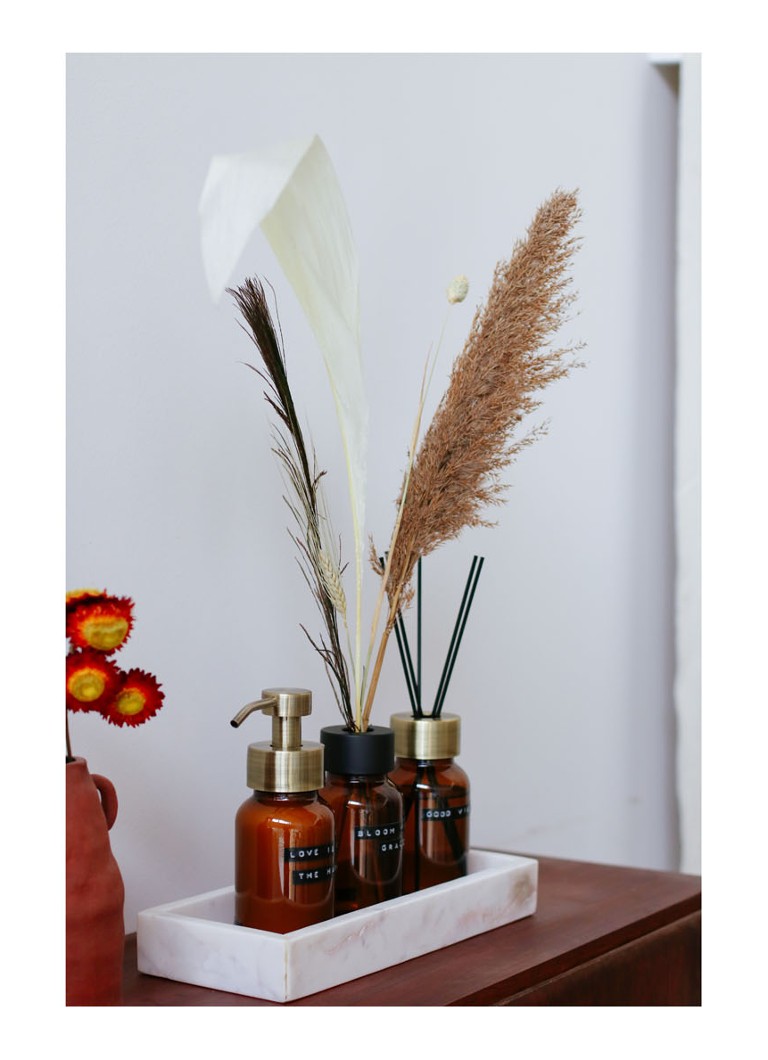 Wellmark Smells Like Home -tuoksutikut 200 ml