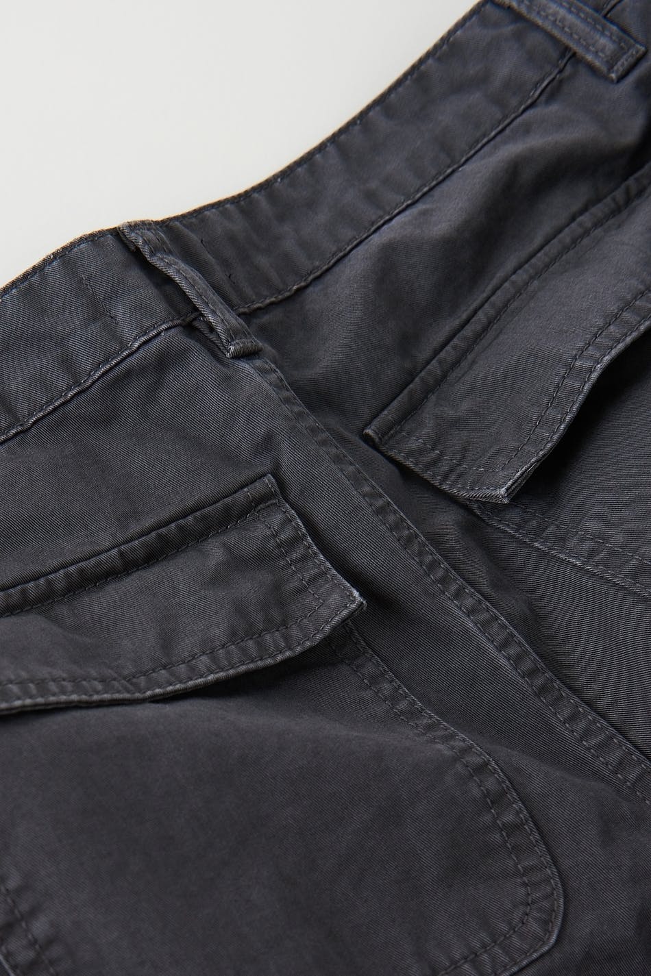 Low waist cargo jeans