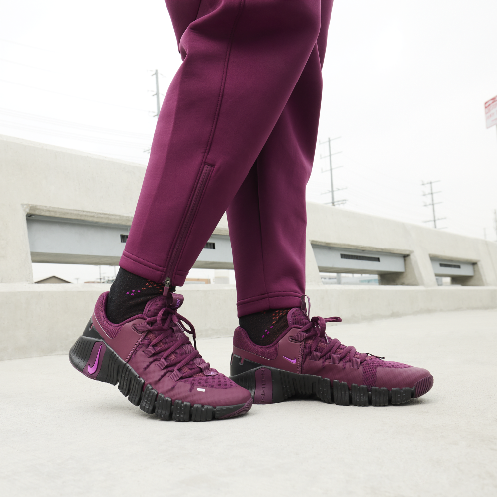 Nike Free Metcon 5 DV3950-601 / rot