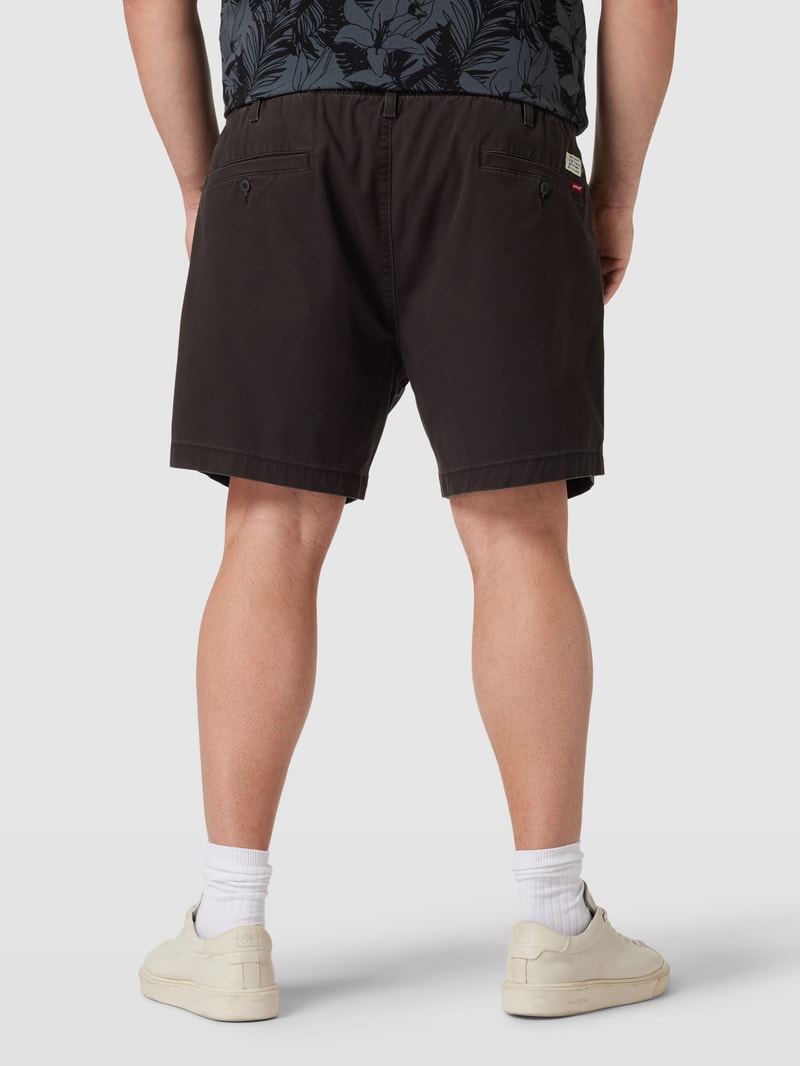 PLUS SIZE Shorts mit französischen Eingrifftaschen in schwarz
