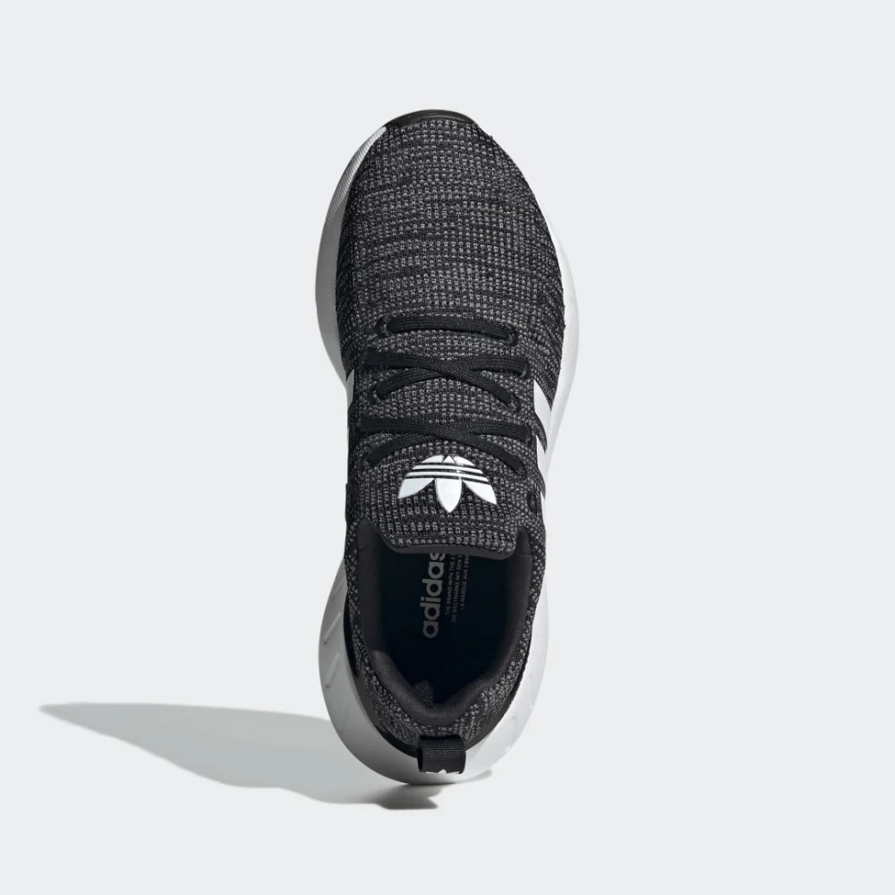 adidas Swift Run 22 GW8176 / schwarz