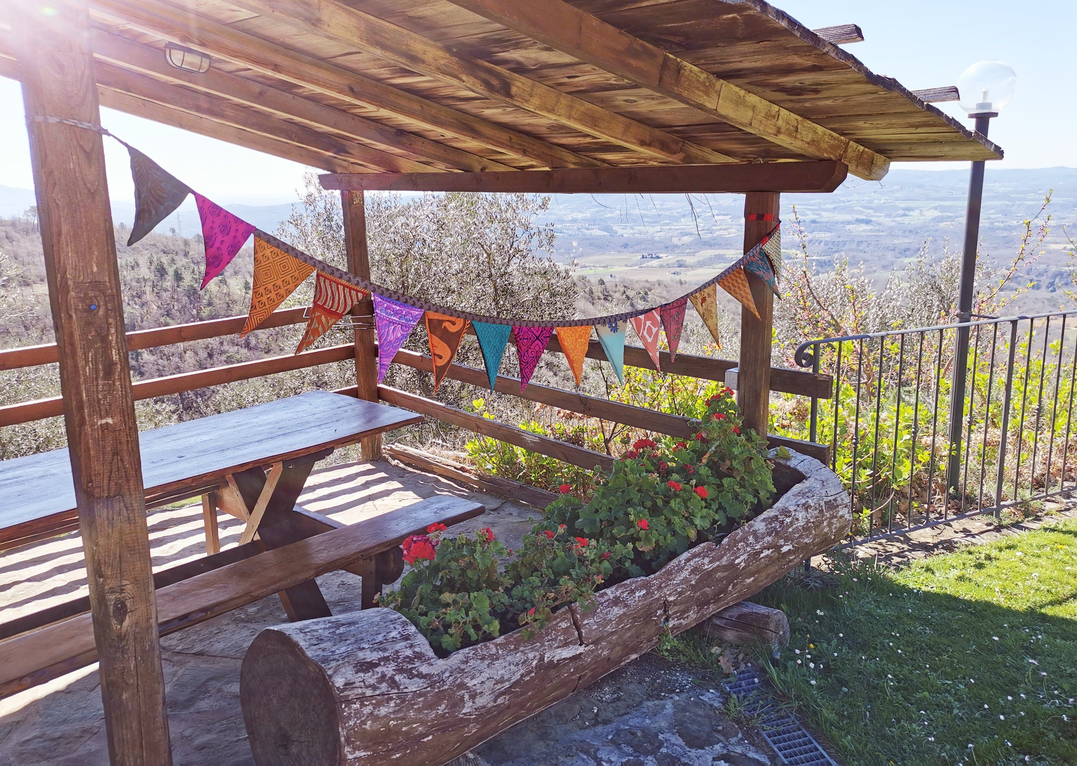 Aurelie Girlande Bunte Fahnen Wimpelkette, Girlande für indoor & outdoor, aus recycelten Saristoffen
