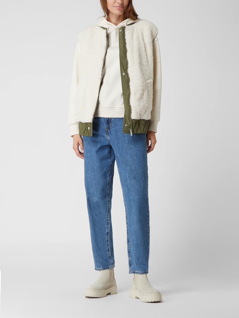 Wendeweste aus Teddyfell in khaki