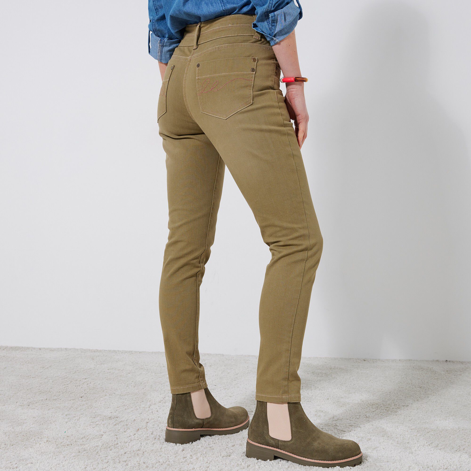 Jean 7/8ème fuselé couleur stretch