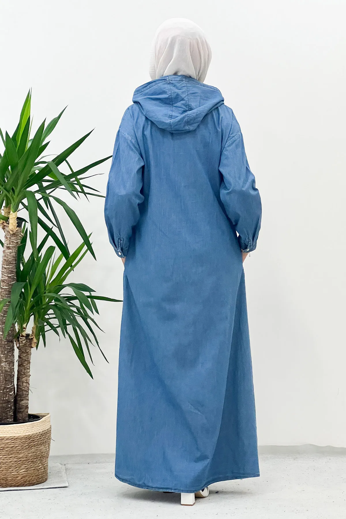 Tesettür Dünyası  Vorne geknöpfte Denim-Kappe Tsd220910 Hellblau
