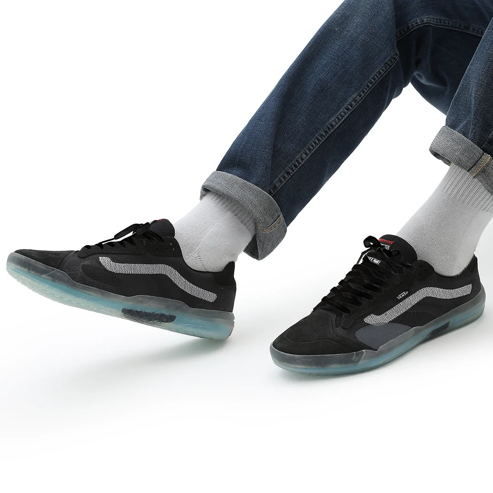 Vans Evdnt Ultimate Waffle VN0A5DY7B8C1 / schwarz