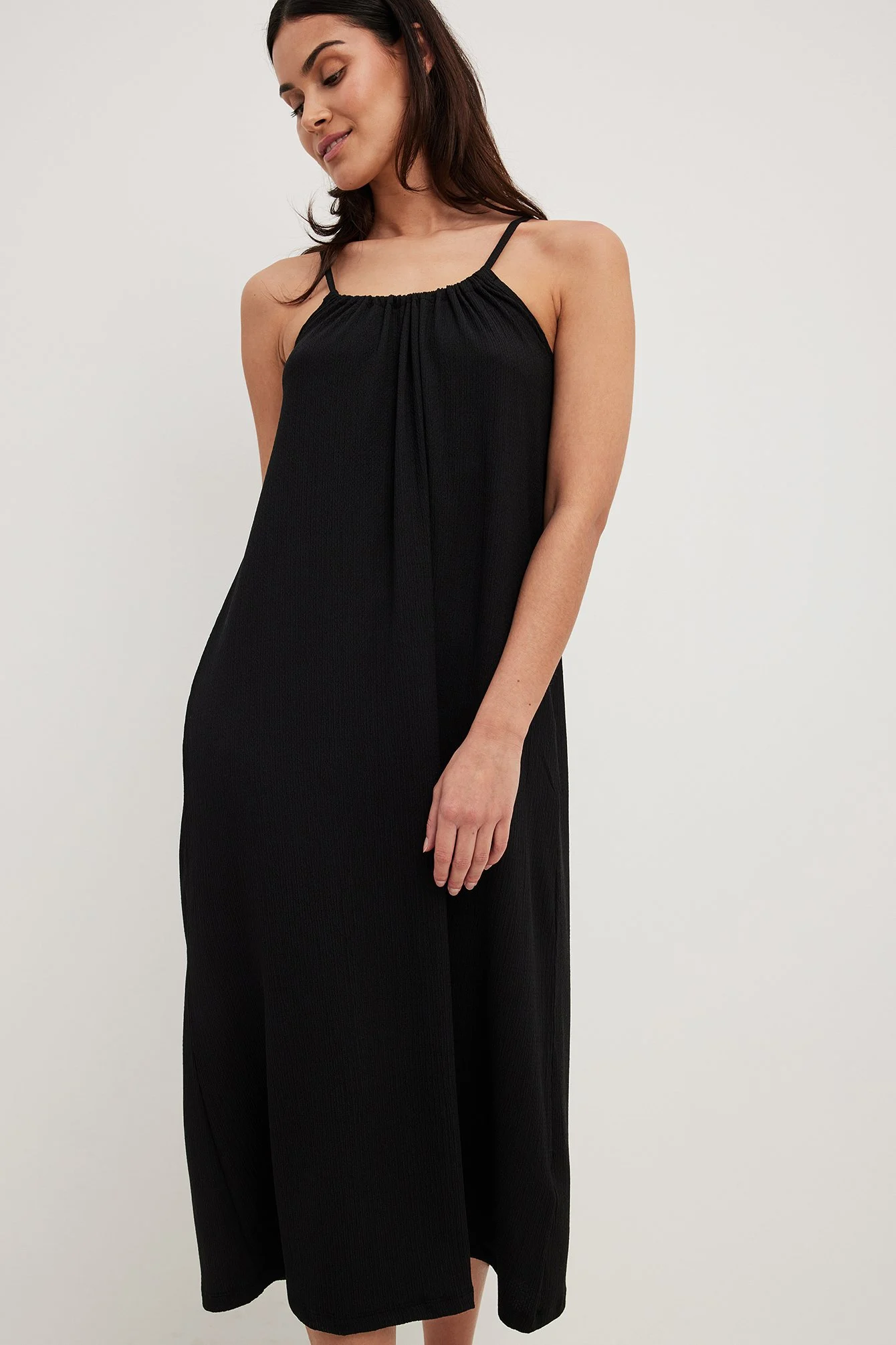 Jersey-Midikleid mit schmalen Trägern