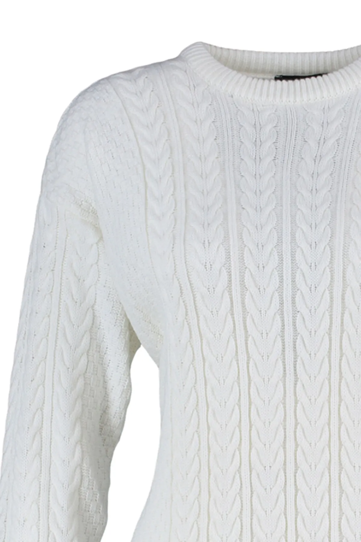 Trendyol Collection  Ecrufarbenes, detailliertes Strickkleid in Übergröße TWOAW23EL00191