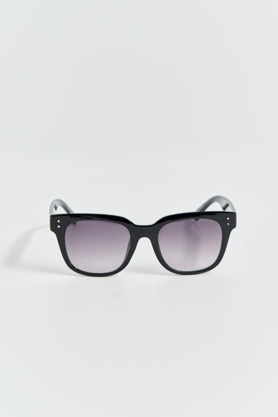 Basic sunglasses