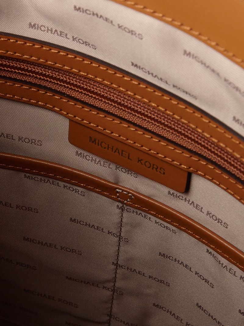 Shopper mit Logo-Muster in beige