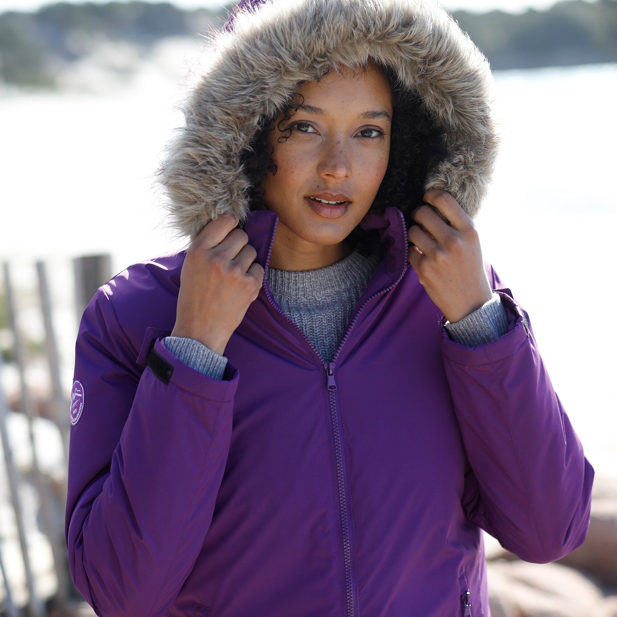 Parka imperméable zippée capuche